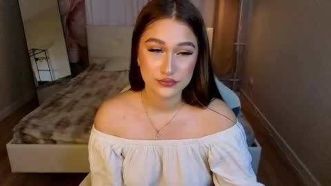 Lexy Gilbert online show from July 28, 2026, 11:17 am