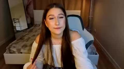 Lexy Gilbert online show from July 28, 2026, 4:39 pm