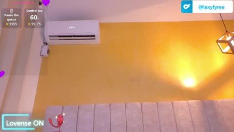  Lexy  online show from May 22, 2026, 11:16 am