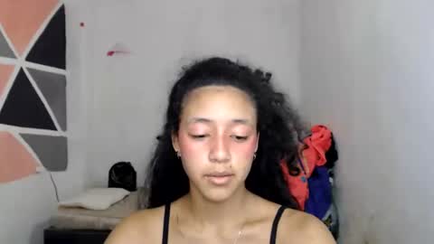 lolita online show from December 16, 2024, 4:27 pm