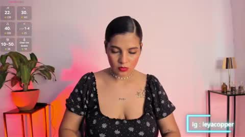 Leya online show from July 25, 2026, 10:40 pm