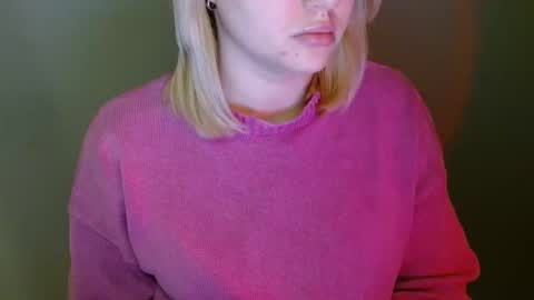 Leyla online show from February 5, 2026, 6:12 pm