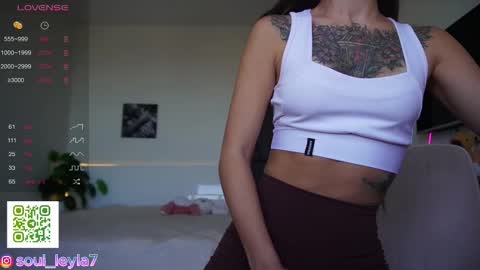 Leyla ly Ill be here Tuesday Thursday Friday Saturday Sunday online show from November 1, 2025, 4:03 am