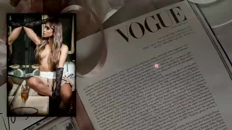 Snapshot of leyla_steel chatting on June 4, 2026, 12:44 pm INSTA leylasteel model online show from June 4, 2026, 12:44 pm