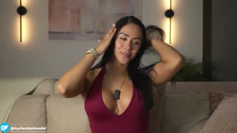 Snapshot of leyla_steel chatting on June 16, 2026, 1:30 am INSTA leylasteel model online show from June 16, 2026, 1:30 am