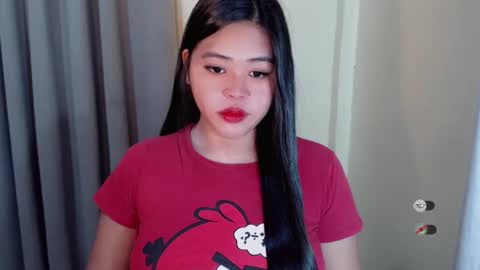 Snapshot of lhara_cumming chatting on October 21, 2025, 11:38 pm LHARA online show from October 21, 2025, 11:38 pm