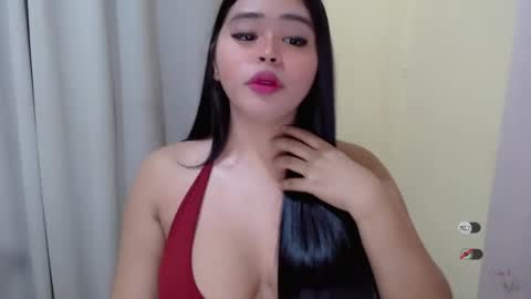 Snapshot of lhara_cumming chatting on November 17, 2025, 11:10 pm LHARA online show from November 17, 2025, 11:10 pm