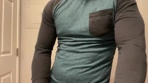 lhotboyl online show from November 10, 2025, 7:35 pm