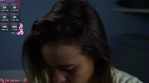 Snapshot of li_queen_ chatting on January 13, 2025, 8:37 am Hey Im Alexa tg online show from January 13, 2025, 8:37 am