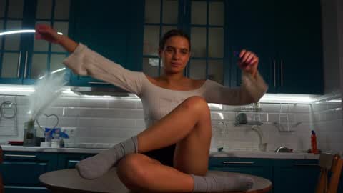 Snapshot of li_queen_ chatting on January 14, 2025, 8:52 am Hey Im Alexa tg online show from January 14, 2025, 8:52 am