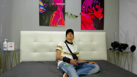 lia78couple online show from May 23, 2026, 9:30 pm