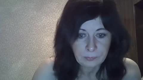 Snapshot of lia_ang chatting on November 27, 2025, 8:27 am lia_ang online show from November 27, 2025, 8:27 am