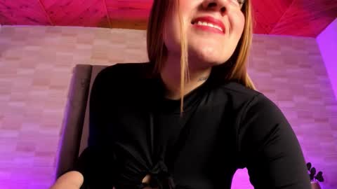 Snapshot of lia_bakeer chatting on December 22, 2025, 12:02 pm Lia online show from December 22, 2025, 12:02 pm