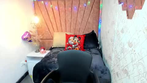  LIA  online show from December 15, 2025, 12:53 pm