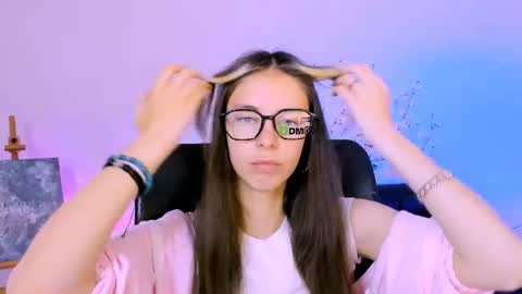 lia_dream_ online show from July 16, 2026, 8:42 am