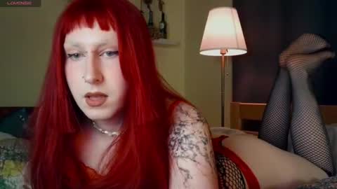 Snapshot of lia_grl chatting on June 10, 2026, 9:57 pm lia_grl online show from June 10, 2026, 9:57 pm