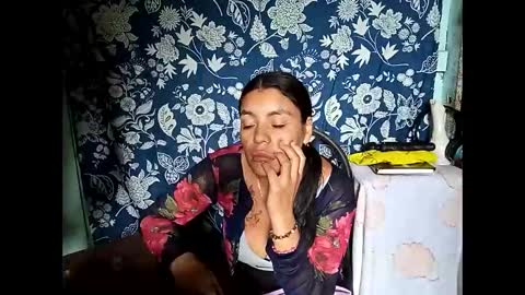 Lia online show from June 8, 2026, 6:41 pm