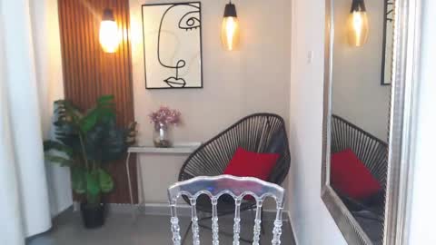 Snapshot of lia_mar_ chatting on April 21, 2026, 6:12 pm LIA online show from April 21, 2026, 6:12 pm