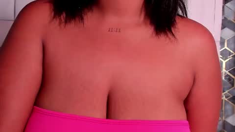 Snapshot of lia_mariana chatting on June 25, 2026, 3:50 am lia_mariana online show from June 25, 2026, 3:50 am