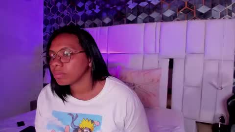 Snapshot of lia_mariana chatting on July 5, 2026, 9:33 pm lia_mariana online show from July 5, 2026, 9:33 pm