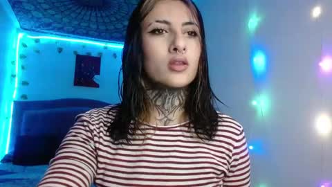 lia spicy   ig online show from April 20, 2026, 3:37 pm