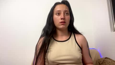 Little Queen Lia  online show from May 11, 2026, 11:35 pm