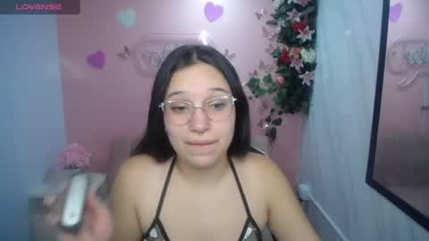 Snapshot of lia_rose_ch chatting on August 5, 2026, 3:09 am lia_rose_ch online show from August 5, 2026, 3:09 am