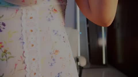 Snapshot of lia_russo_ chatting on October 2, 2025, 1:07 pm Lia online show from October 2, 2025, 1:07 pm