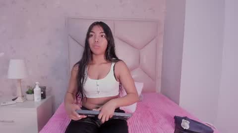 Snapshot of lia_saint chatting on July 24, 2026, 3:26 am lia_saint online show from July 24, 2026, 3:26 am