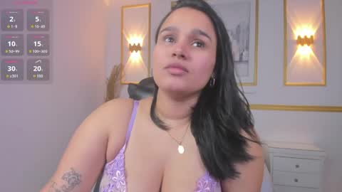 Lia  online show from May 22, 2026, 2:40 am