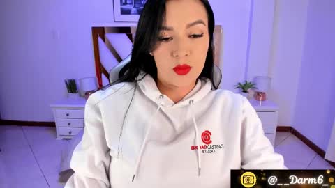 Alejandra online show from February 11, 2025, 8:37 am