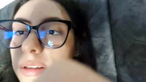   lia  online show from December 21, 2024, 3:25 am