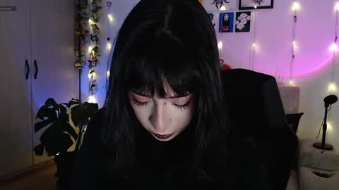 Liaa  online show from April 8, 2026, 6:41 pm