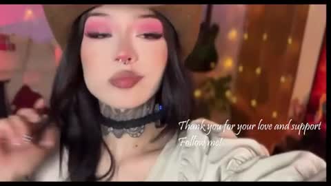 Liaa  online show from June 28, 2026, 5:02 am