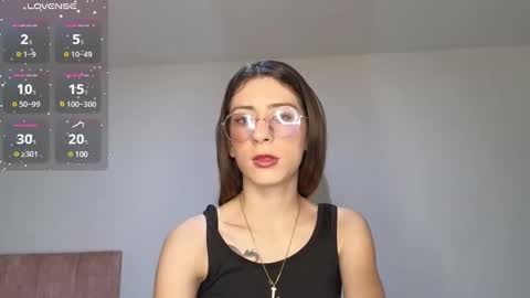 Snapshot of liaaa___ chatting on December 30, 2024, 1:25 pm Lia online show from December 30, 2024, 1:25 pm