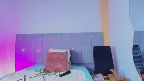 Snapshot of liaagener chatting on April 10, 2026, 6:45 pm Liaa online show from April 10, 2026, 6:45 pm