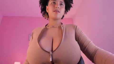 Snapshot of liaamoretzz chatting on October 3, 2025, 3:25 am liaa moretzz online show from October 3, 2025, 3:25 am