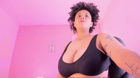 Snapshot of liaamoretzz chatting on October 11, 2025, 7:51 am liaa moretzz online show from October 11, 2025, 7:51 am