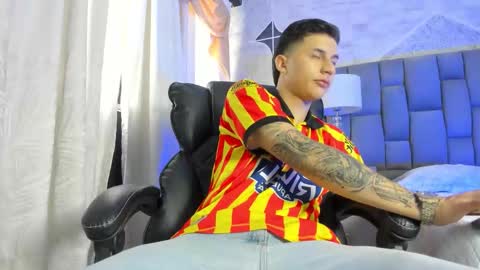 Liam Smith online show from October 21, 2025, 12:28 pm