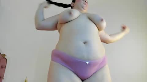 Snapshot of liacoral7 chatting on July 28, 2026, 8:52 pm liacoral17 online show from July 28, 2026, 8:52 pm