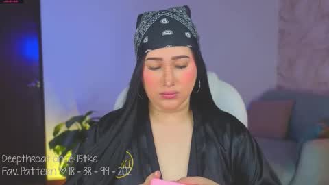 Lia Cox online show from November 9, 2025, 3:05 am