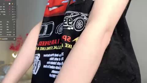 Lia  online show from March 18, 2026, 9:34 am