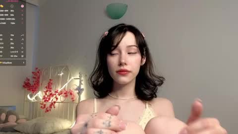 Lia  online show from May 29, 2026, 11:41 am