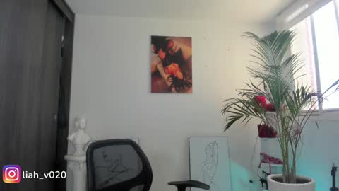 Liah online show from January 22, 2025, 4:44 pm