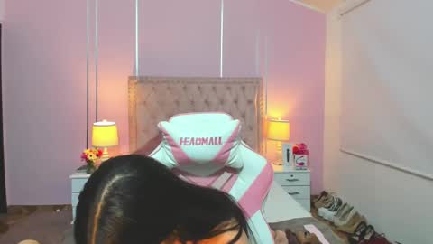 Snapshot of liahjhons chatting on March 10, 2025, 11:06 pm Liah online show from March 10, 2025, 11:06 pm