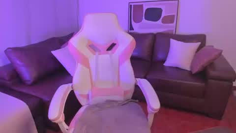 Liah online show from March 20, 2026, 9:30 pm