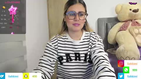 Snapshot of liahkimi chatting on December 4, 2024, 4:32 am Lia online show from December 4, 2024, 4:32 am