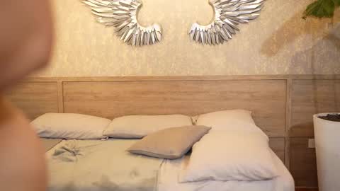 Snapshot of liam_and_luca chatting on February 28, 2025, 10:39 pm Liam Luca online show from February 28, 2025, 10:39 pm