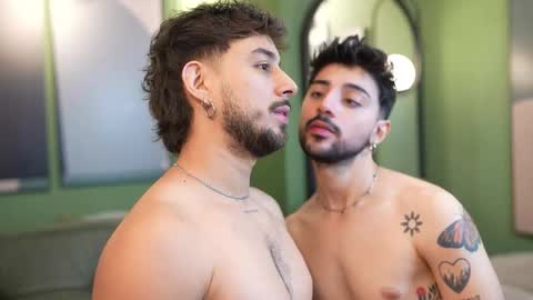 Snapshot of liam_and_luca chatting on March 6, 2025, 10:36 pm Liam Luca online show from March 6, 2025, 10:36 pm