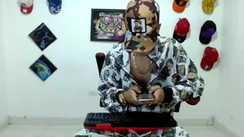 Andres online show from March 17, 2026, 10:35 pm